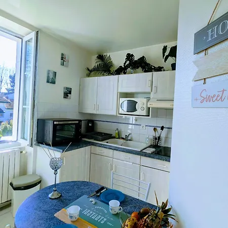 Le Diamant Bleu Proche Gare Et Thermes, Parking