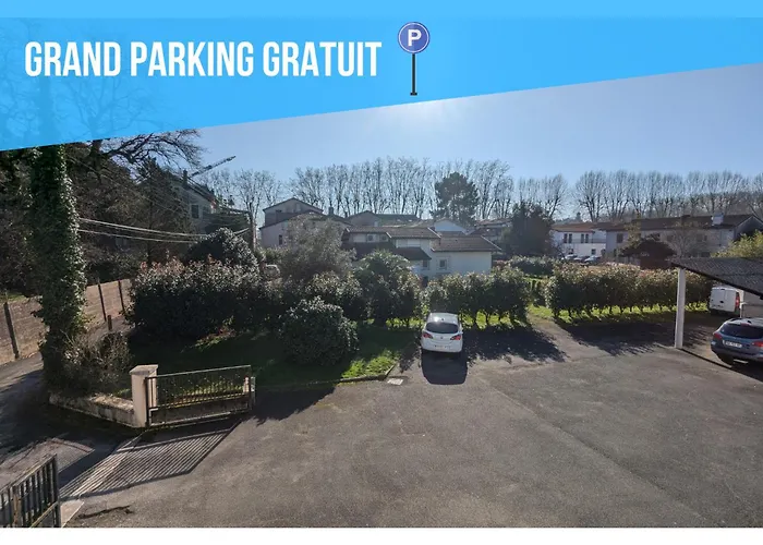 Le Diamant Bleu Proche Gare Et Thermes, Parking